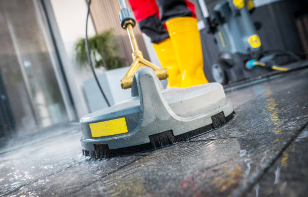 Best Commercial Building Pressure Washing  in Shorewood, WI
